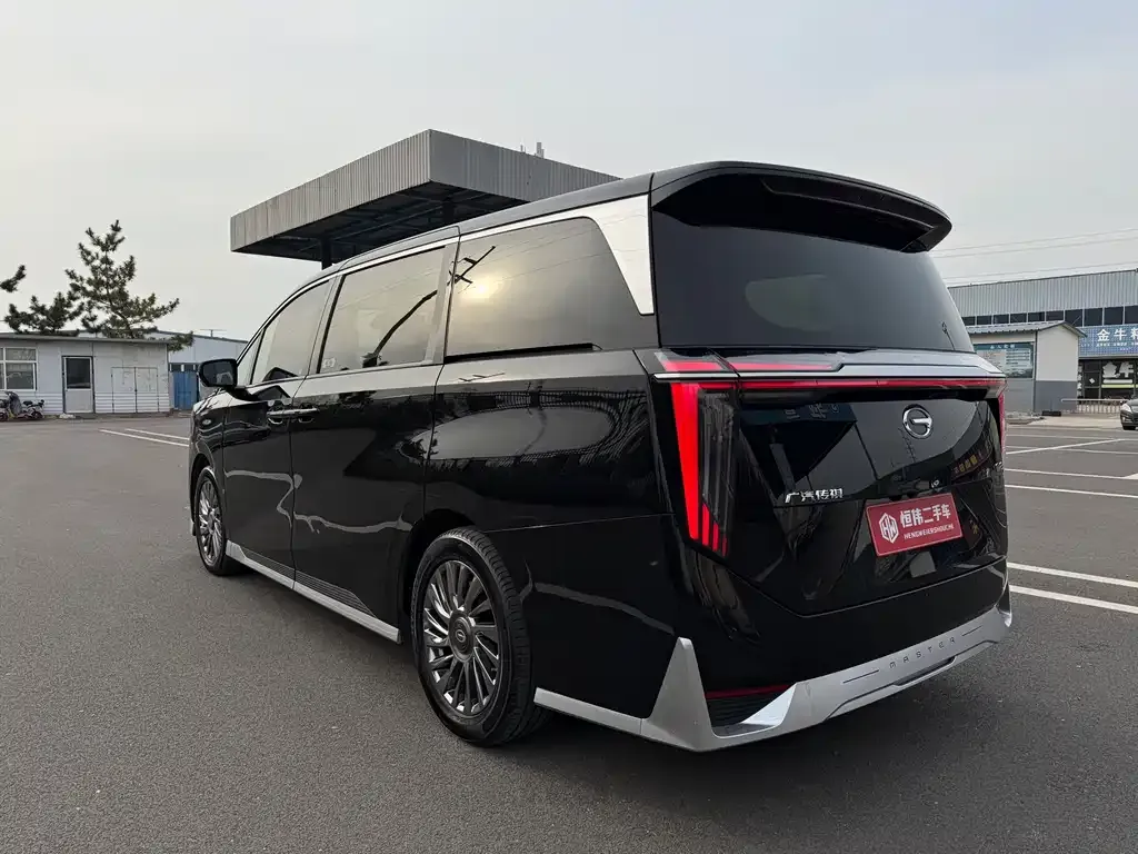 GAC Motor Trumpchi M8 — фото 8