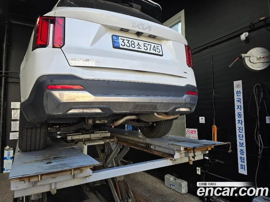 Kia Sorento 2024 из KR, фото 3