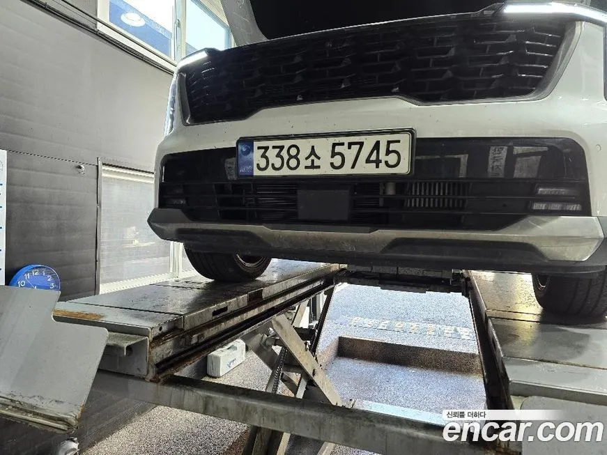 Kia Sorento 2024 из KR, фото 2