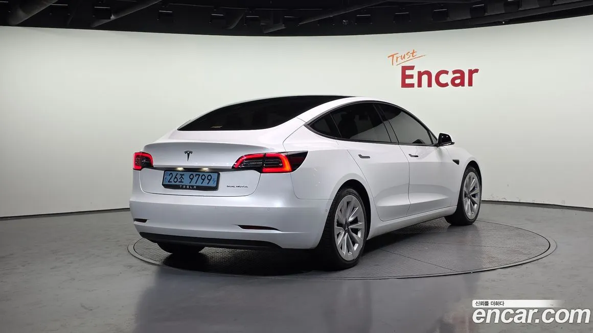 Tesla Model 3 2021 из KR, фото 6