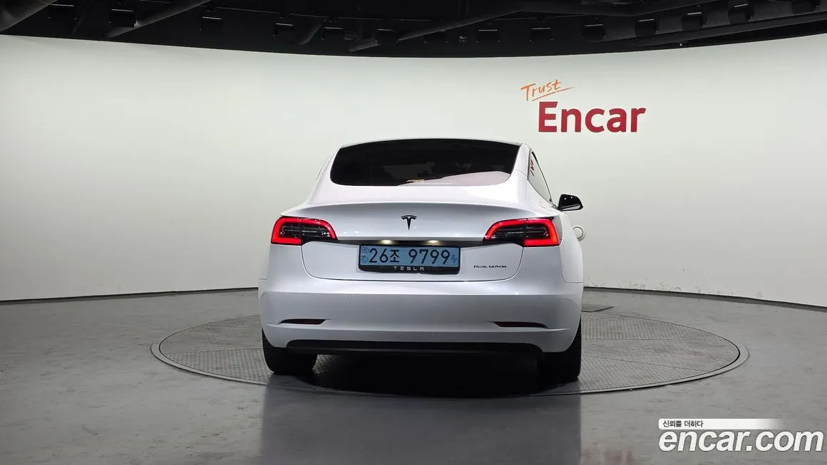 Tesla Model 3 2021 из KR, фото 4