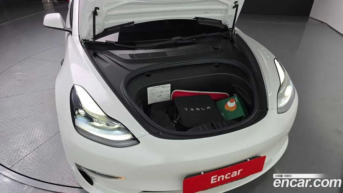 Tesla Model 3 2021 из KR, фото 2