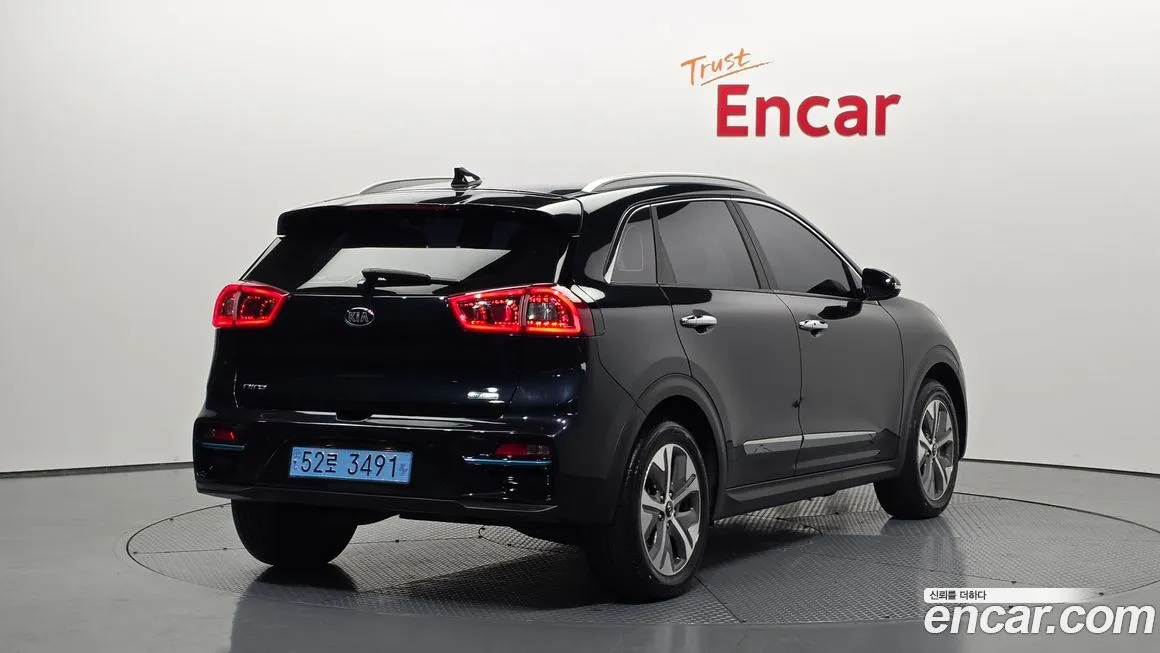 Kia Niro — фото 7