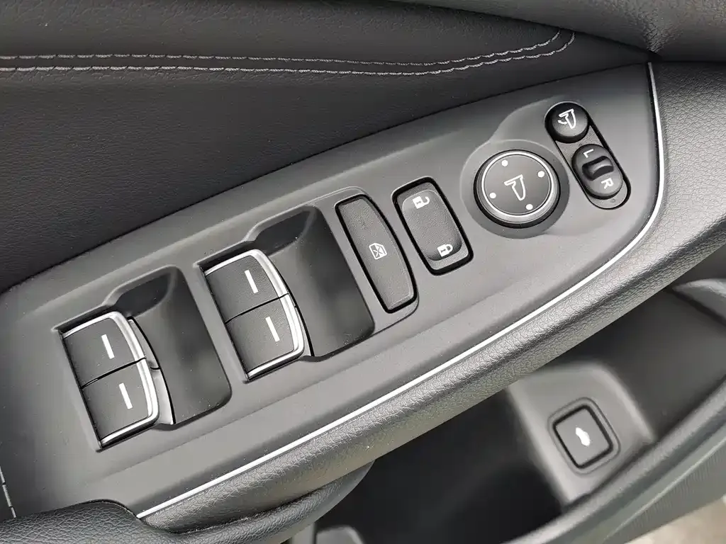 Honda Accord — фото 10