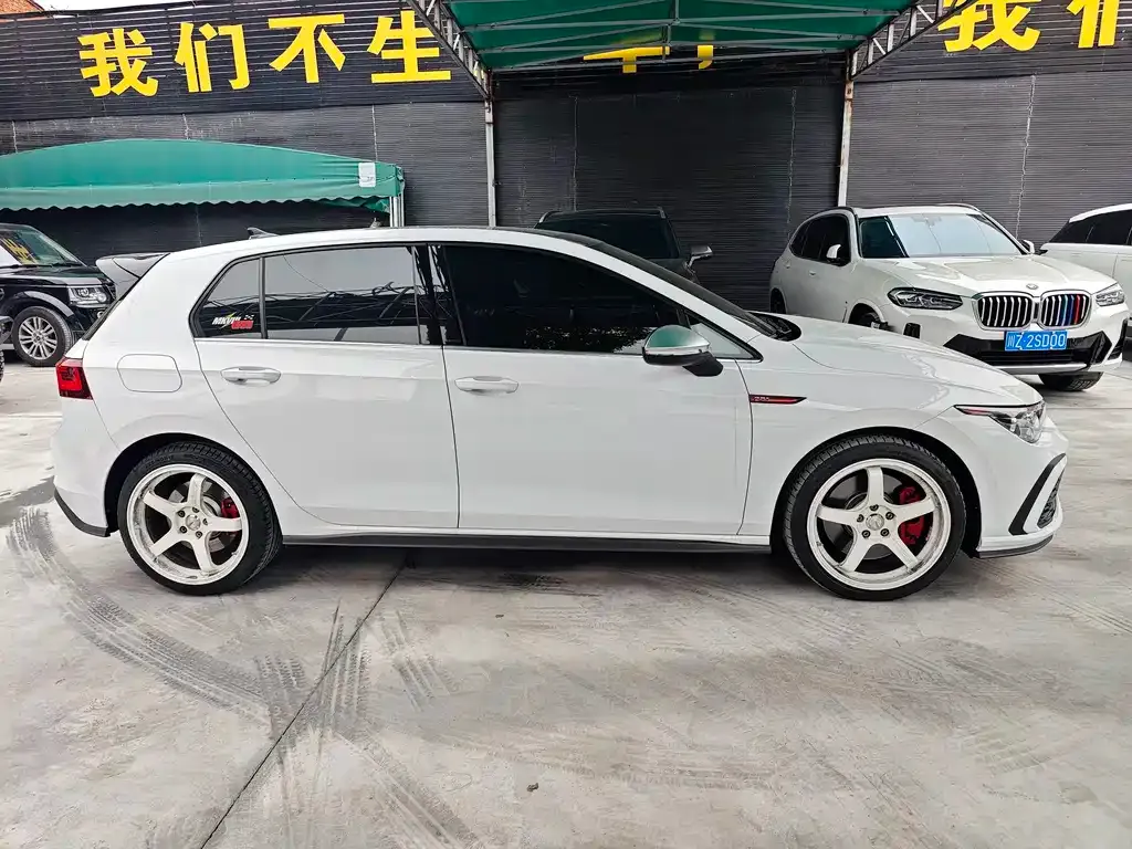 Volkswagen Golf GTI 2023 из CN, фото 7