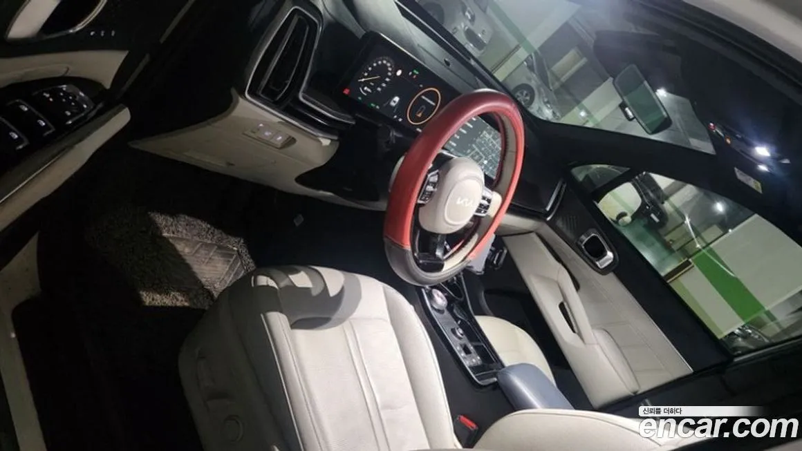 Kia Sorento — фото 7