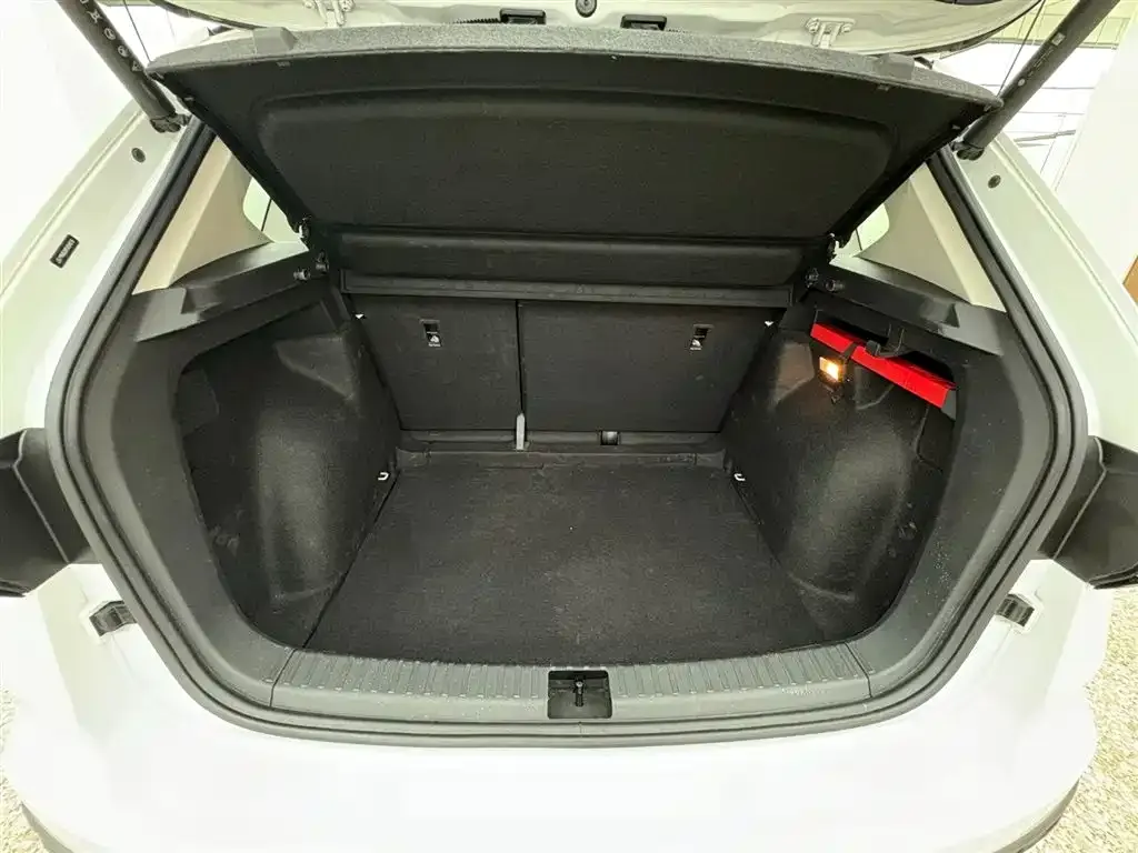Volkswagen Tharu — фото 8