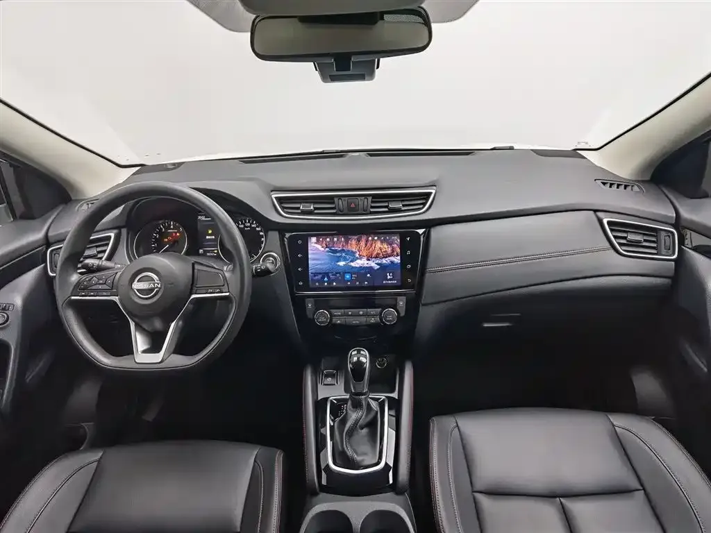 Nissan Qashqai — фото 2