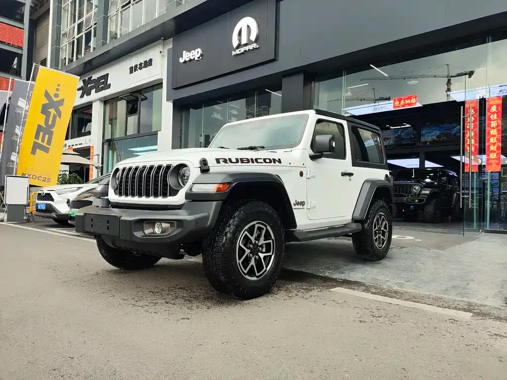 Jeep Wrangler — фото 1