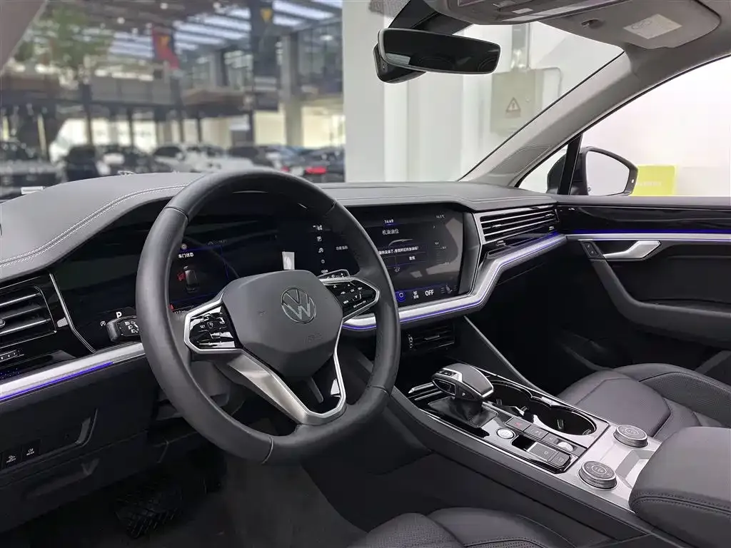 Volkswagen Touareg 2023 из CN, фото 4