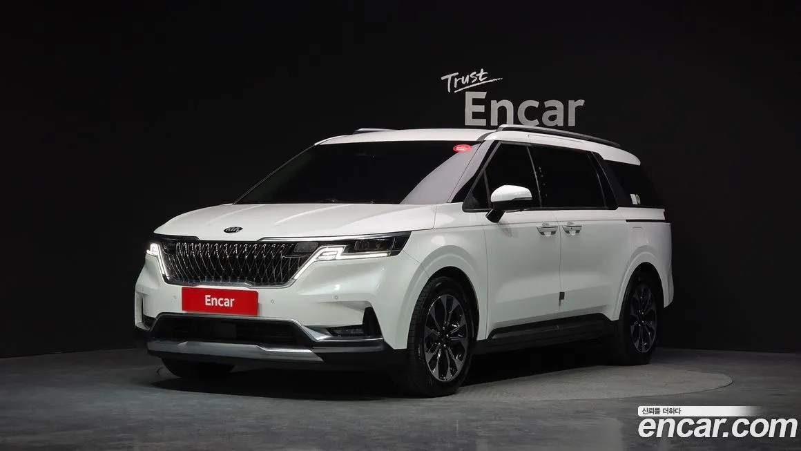 Kia Carnival — фото 1