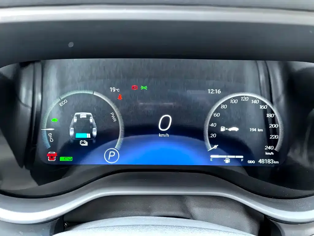 Toyota Sienna 2024 из CN, фото 2