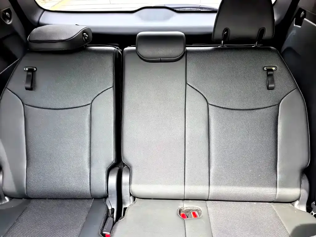 Toyota Sienna 2024 из CN, фото 3