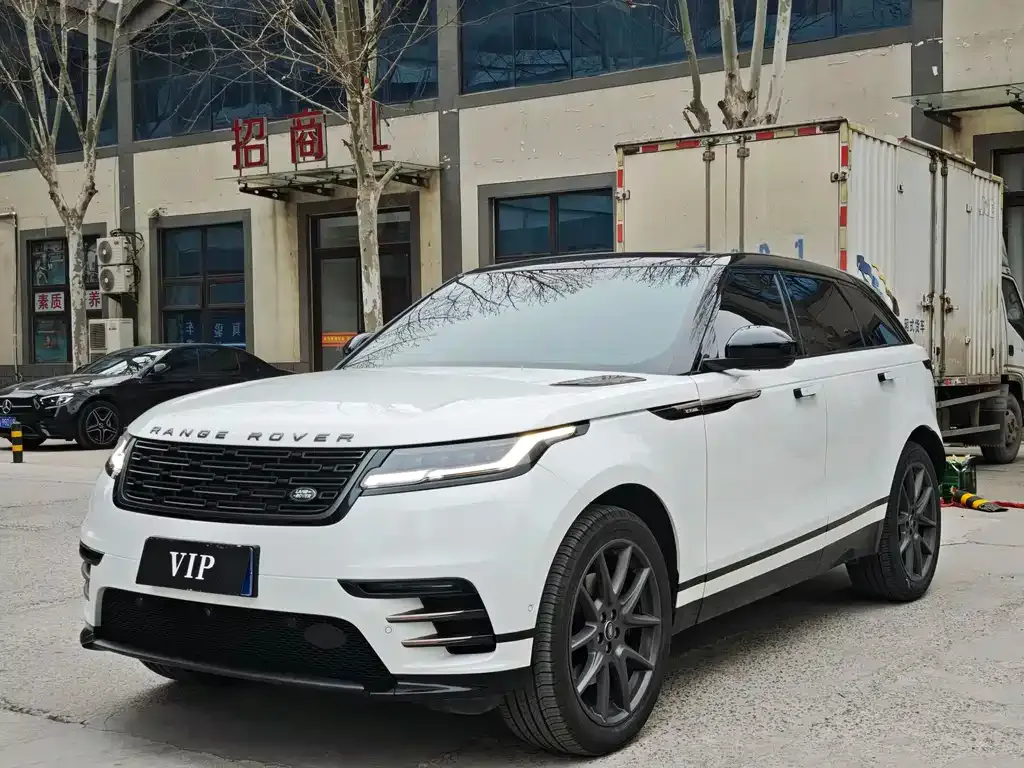 Land Rover Velar — фото 1