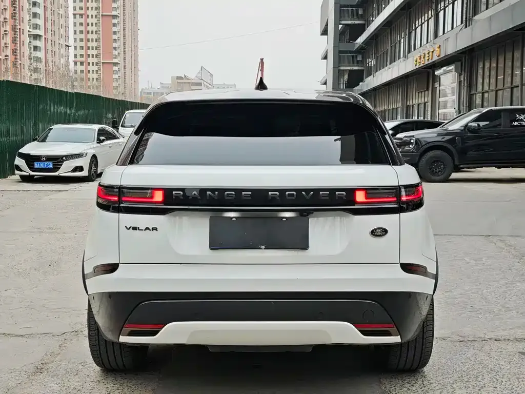 Land Rover Velar — фото 7