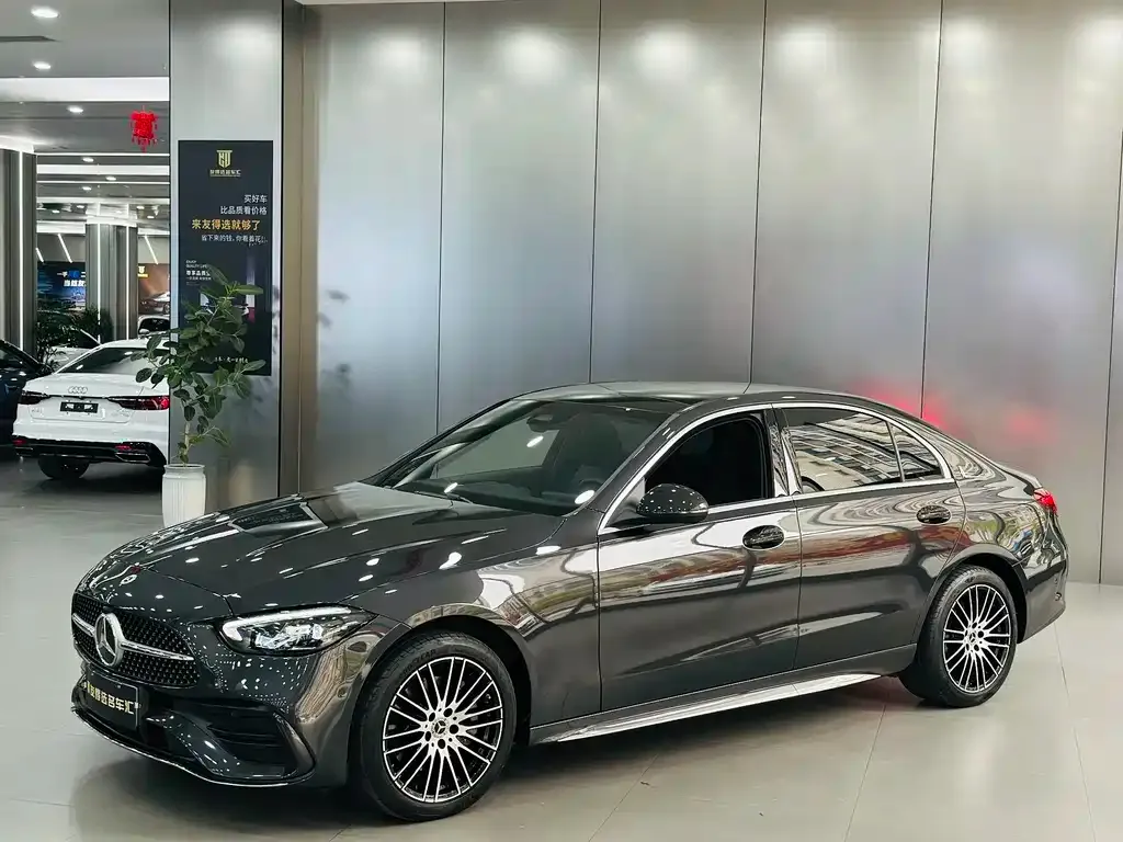 Mercedes-Benz C-Class — фото 1