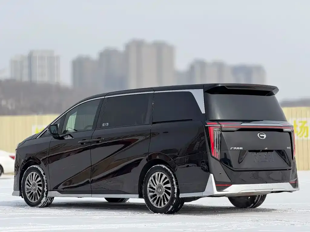 GAC Motor Trumpchi M8 — фото 9