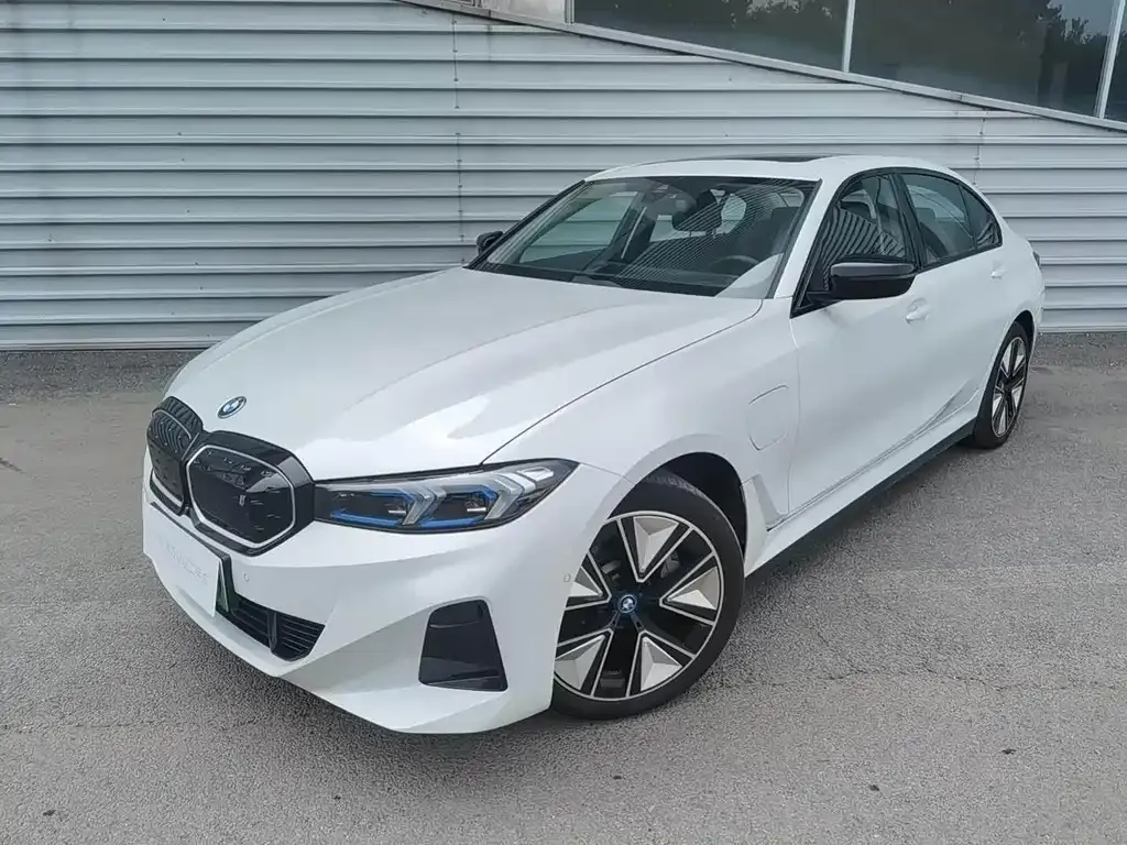 BMW i3 — фото 1