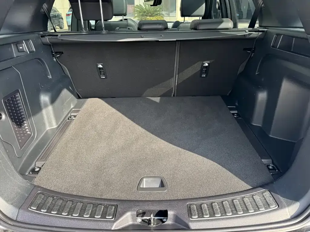 Land Rover Discovery Sport — фото 10