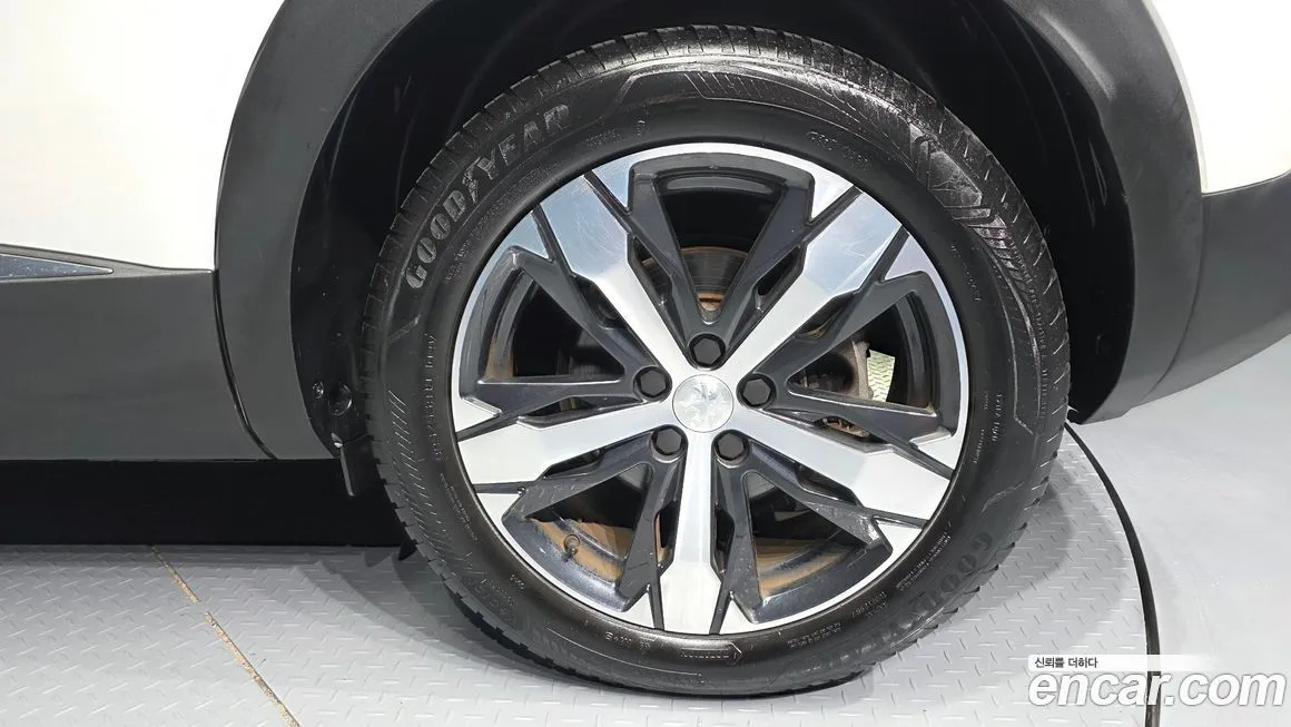 Peugeot 3008 2021 из KR, фото 3