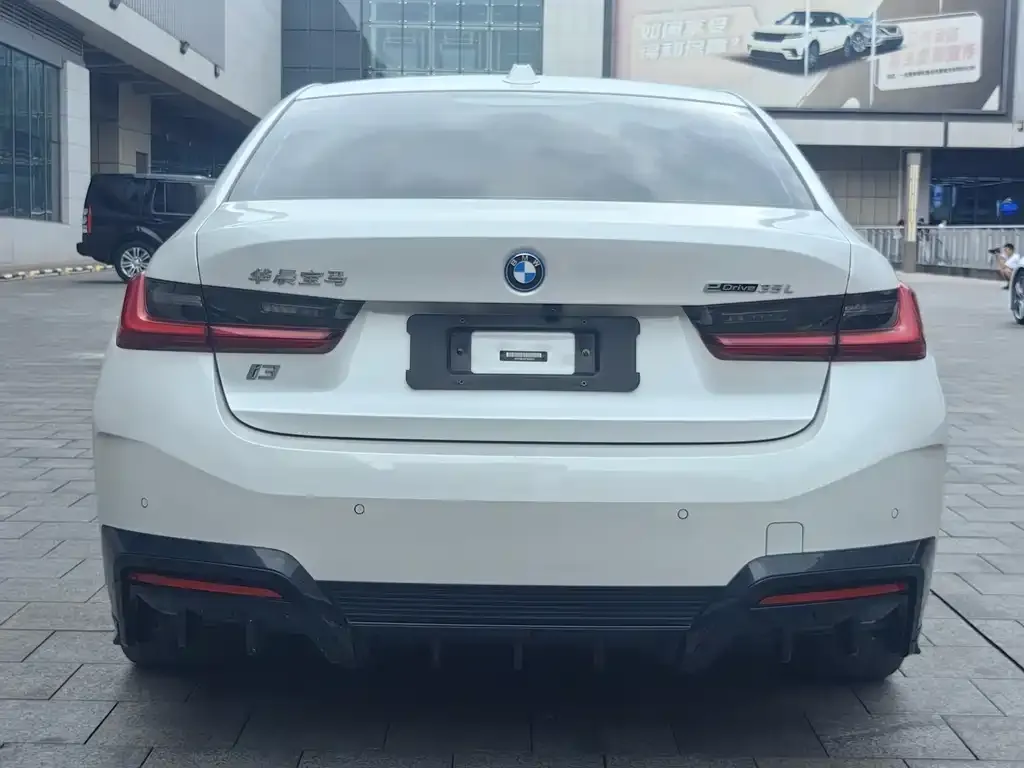 BMW i3 2023 из CN, фото 3