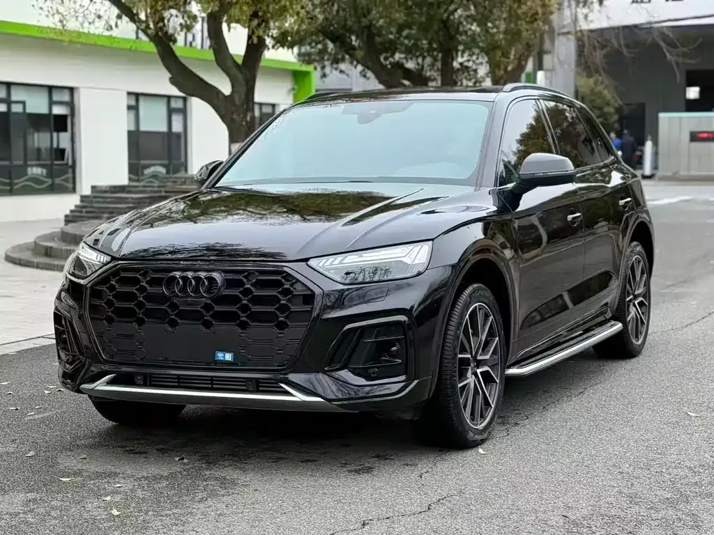 Audi Q5L 45 TFSI Luxury Dynamic