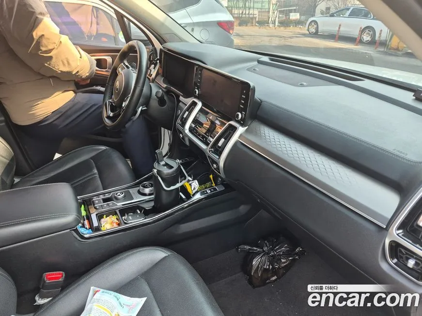 Kia Sorento — фото 6
