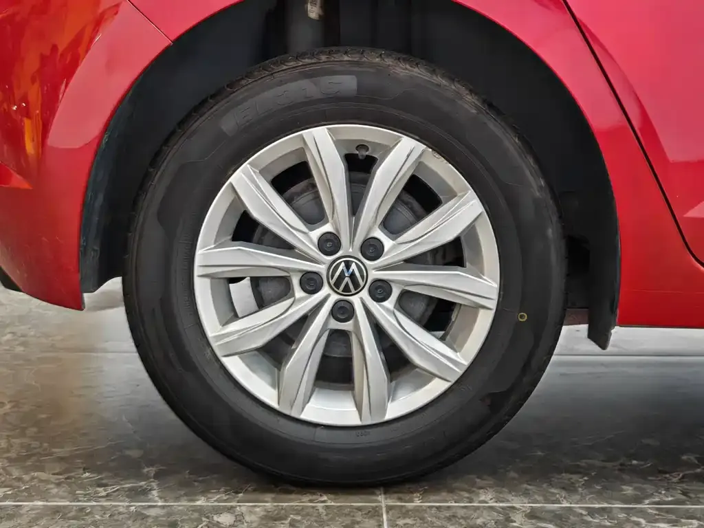 Volkswagen Polo 2023 из CN, фото 10