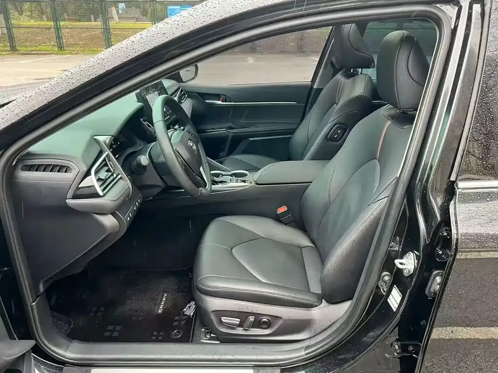 Toyota Camry 2024 из CN, фото 7
