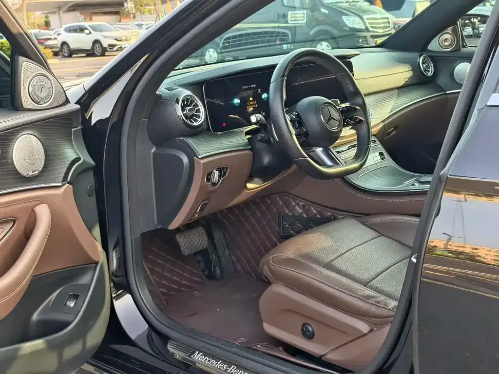 Mercedes-Benz E-Class 2021 из CN, фото 4