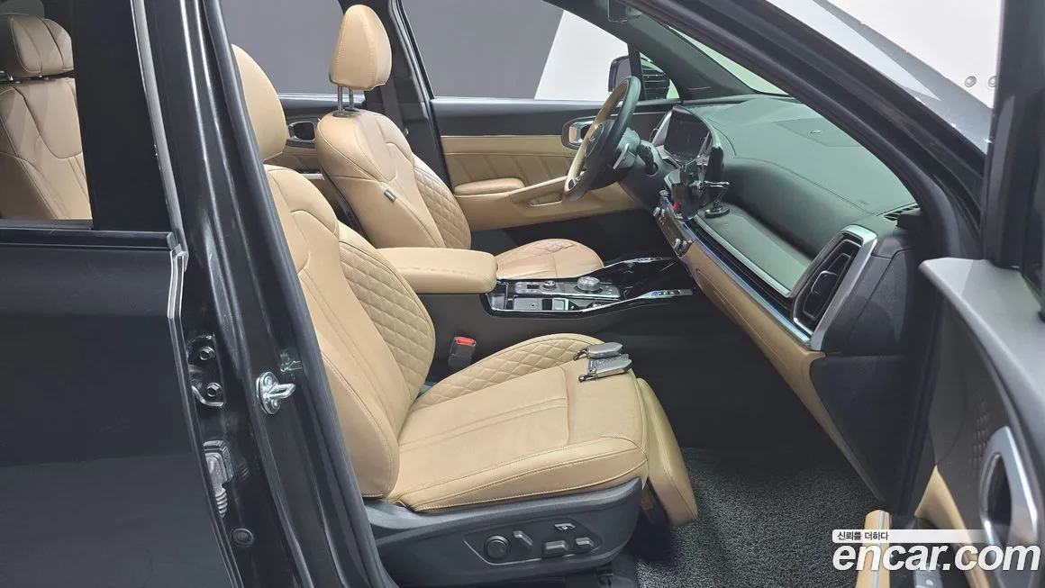 Kia Sorento — фото 5
