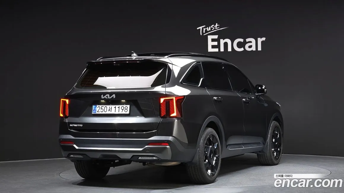 Kia Sorento — фото 4