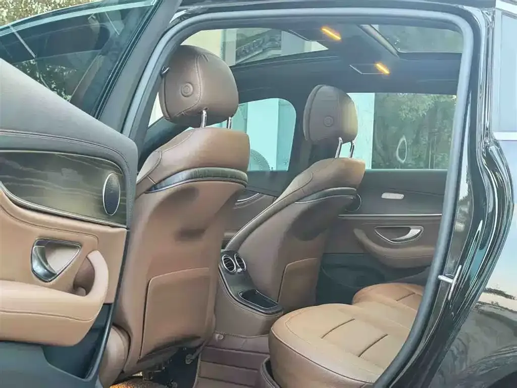 Mercedes-Benz E-Class 2021 из CN, фото 5