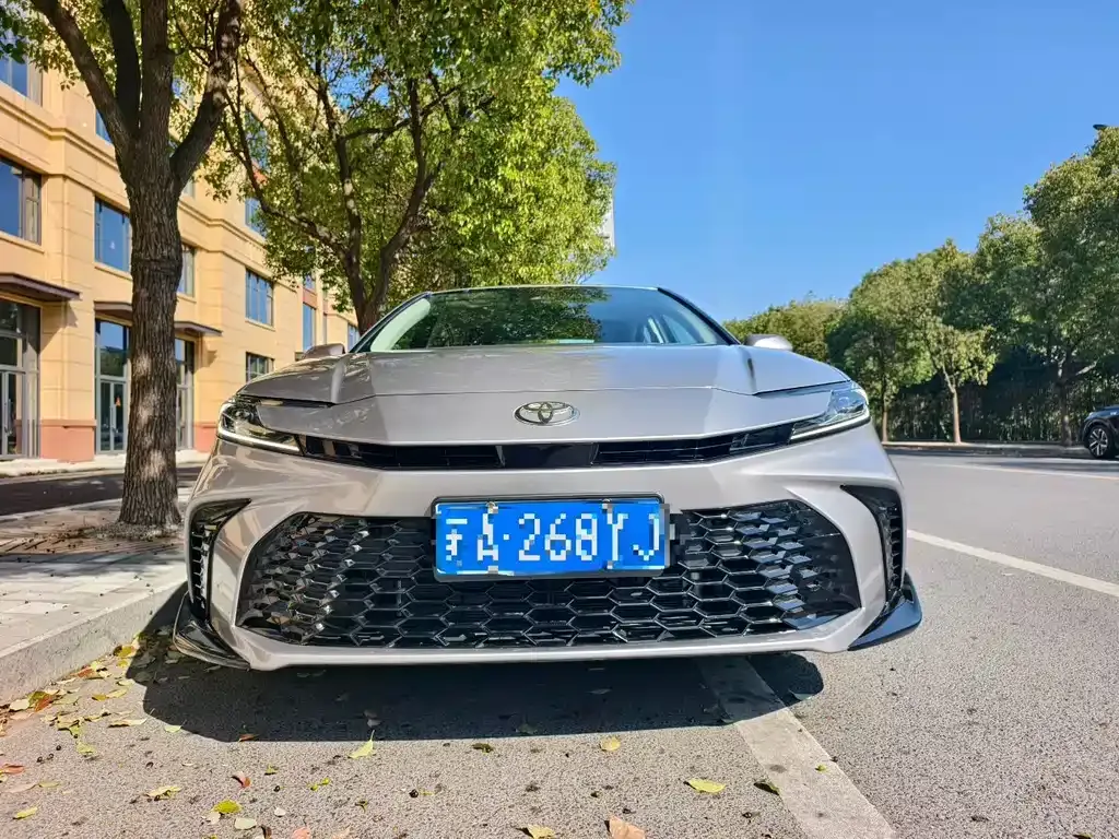 Toyota Camry 2025 из CN, фото 9