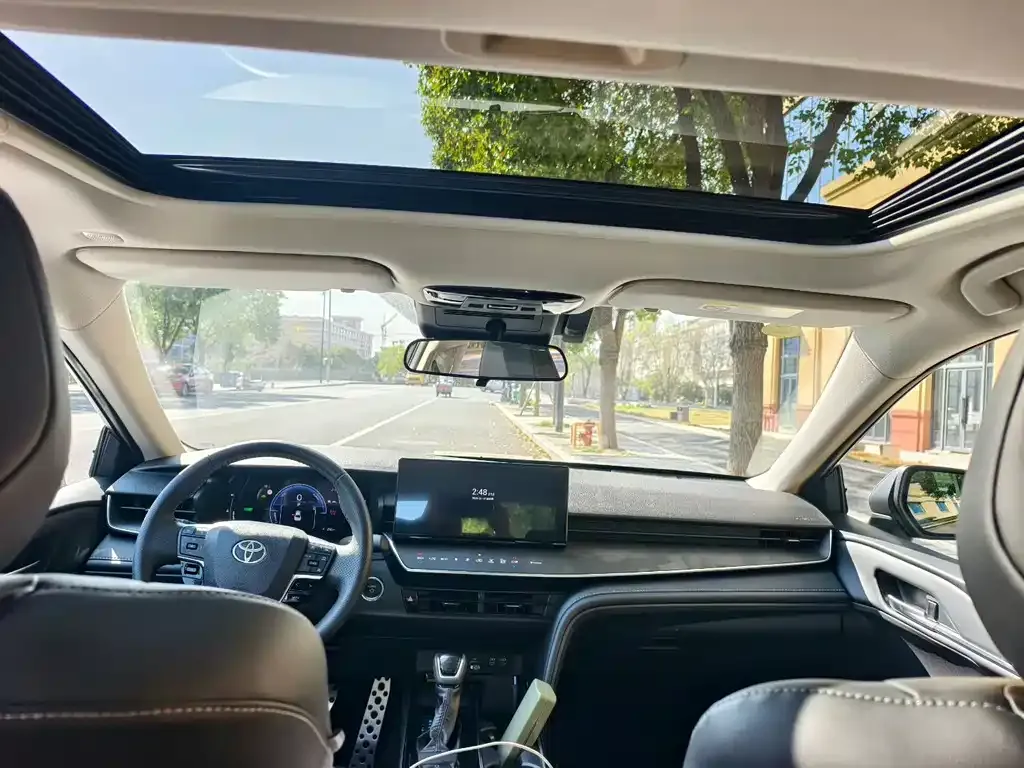 Toyota Camry 2025 из CN, фото 4