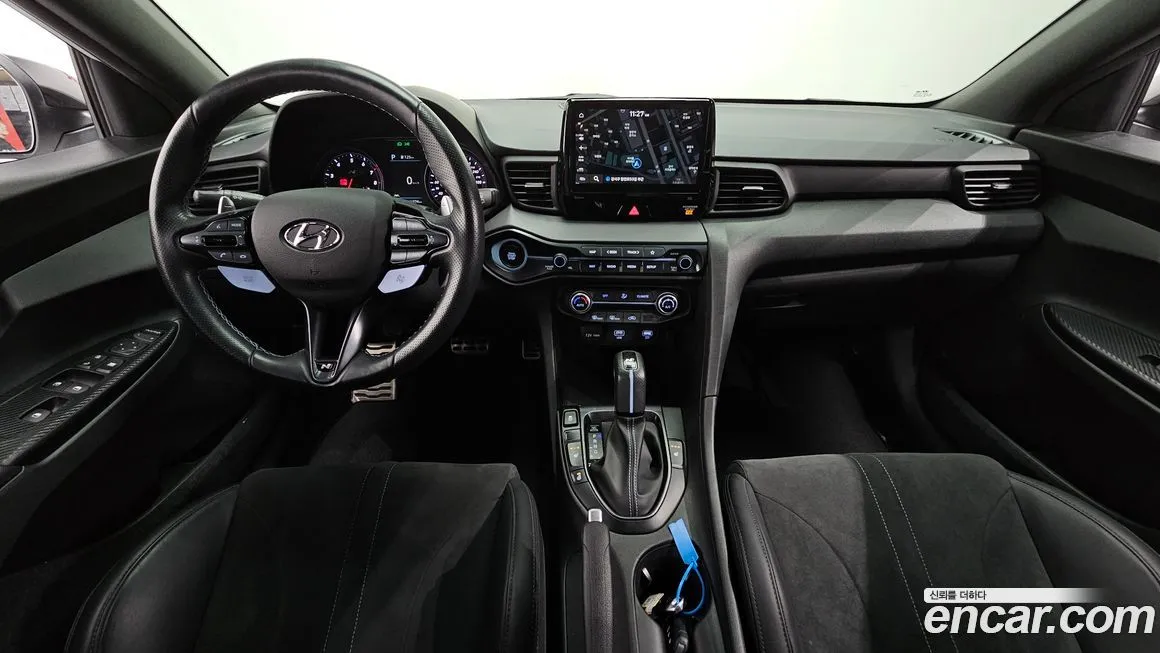 Hyundai Veloster — фото 4