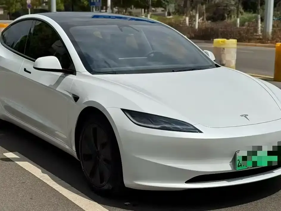 Tesla Model 3 — фото 2
