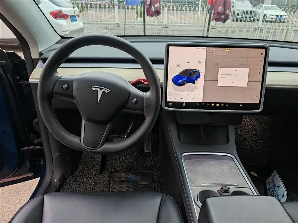 Tesla Model Y 2023 из CN, фото 8