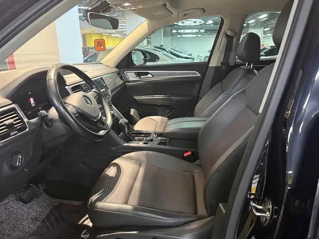 Volkswagen Teramont 2021 из CN, фото 4