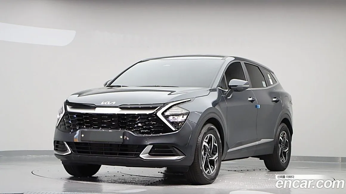 Kia Sportage — фото 1