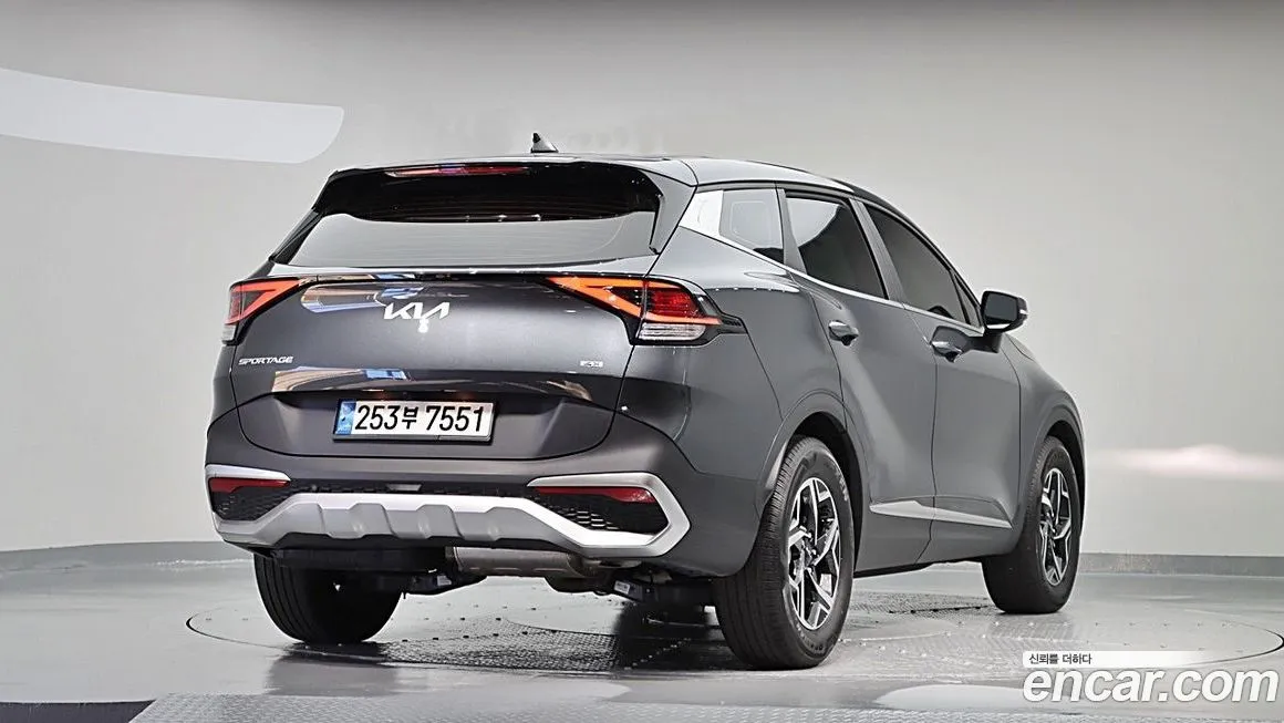 Kia Sportage — фото 4