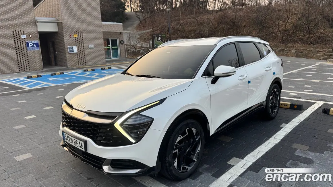 Kia Sportage — фото 1