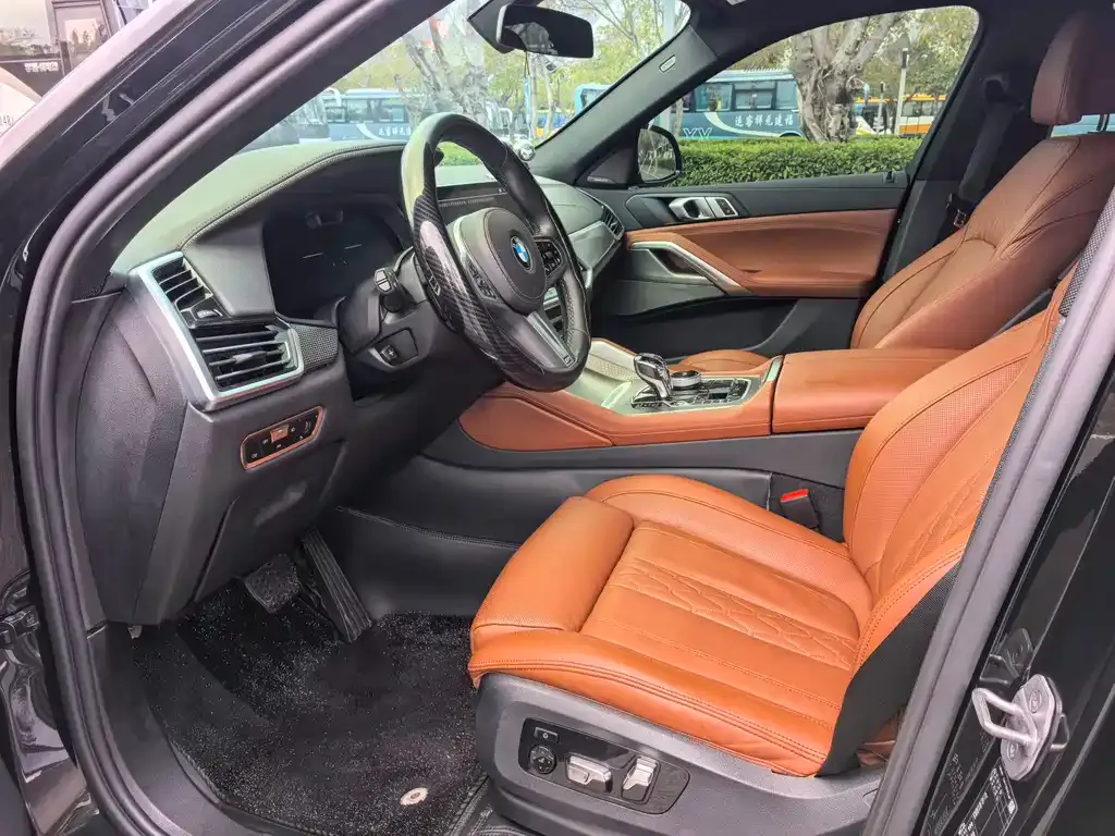 BMW X6 2023 из CN, фото 5