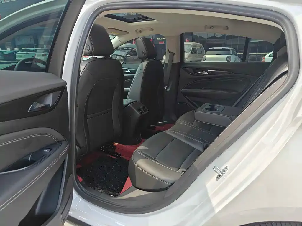 Buick Regal 2025 из CN, фото 2