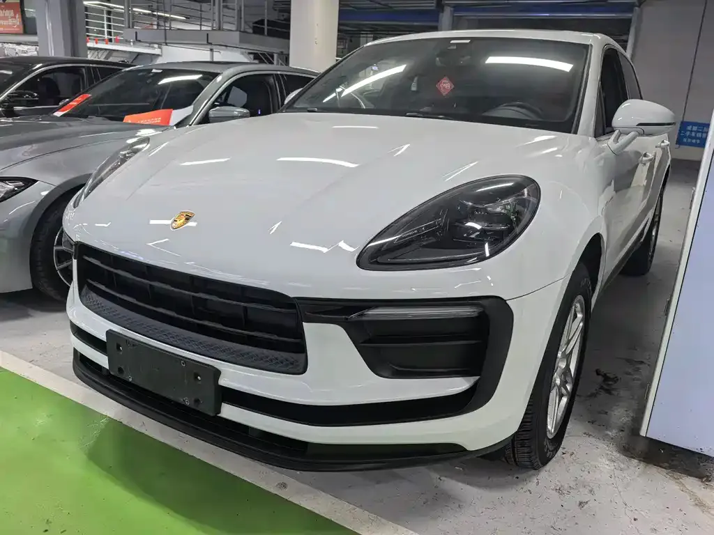 Porsche Macan — фото 1