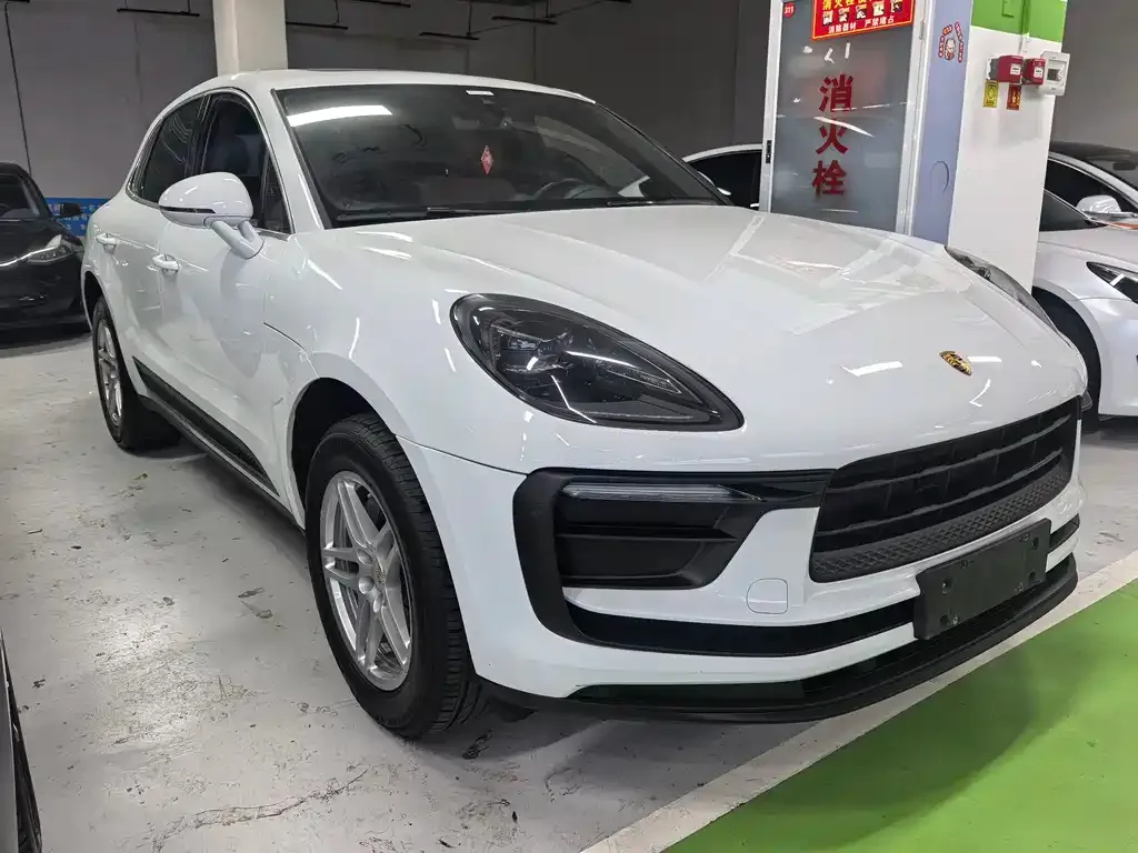 Porsche Macan — фото 6