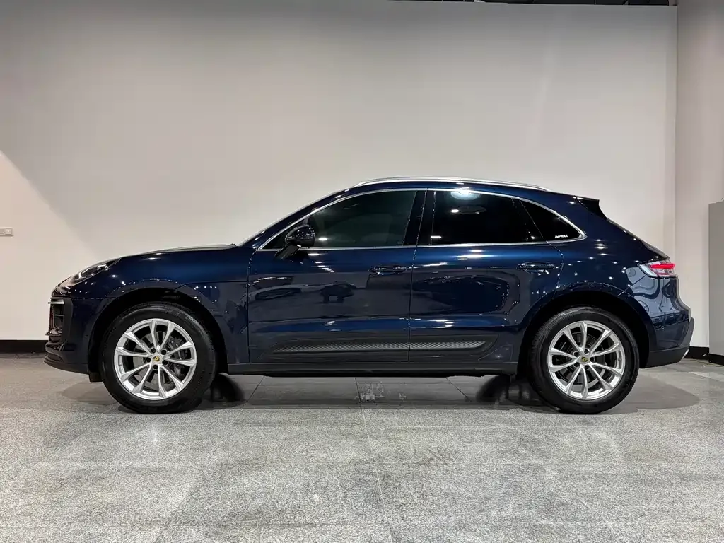 Porsche Macan — фото 8