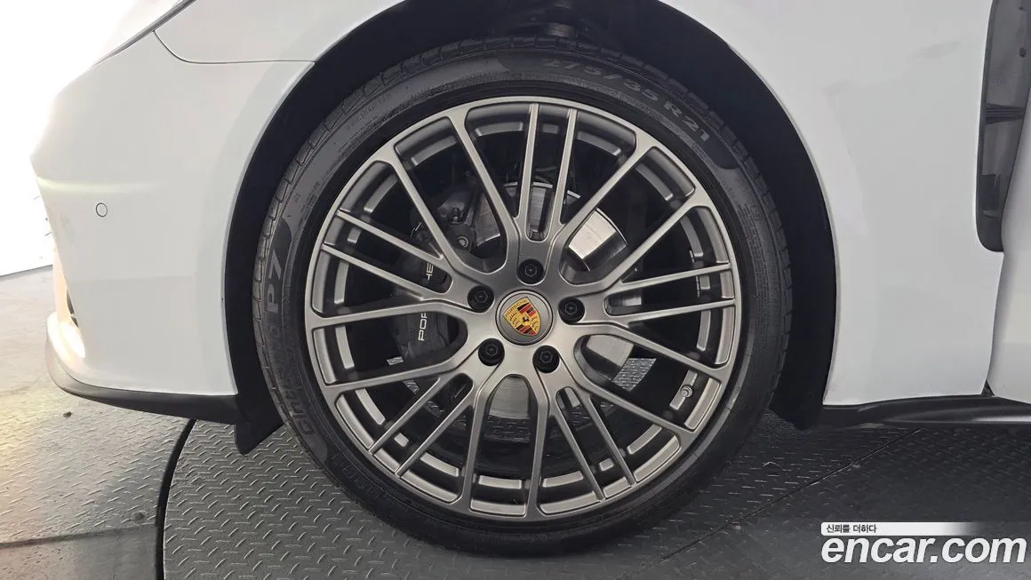Porsche Panamera 2023 из KR, фото 9