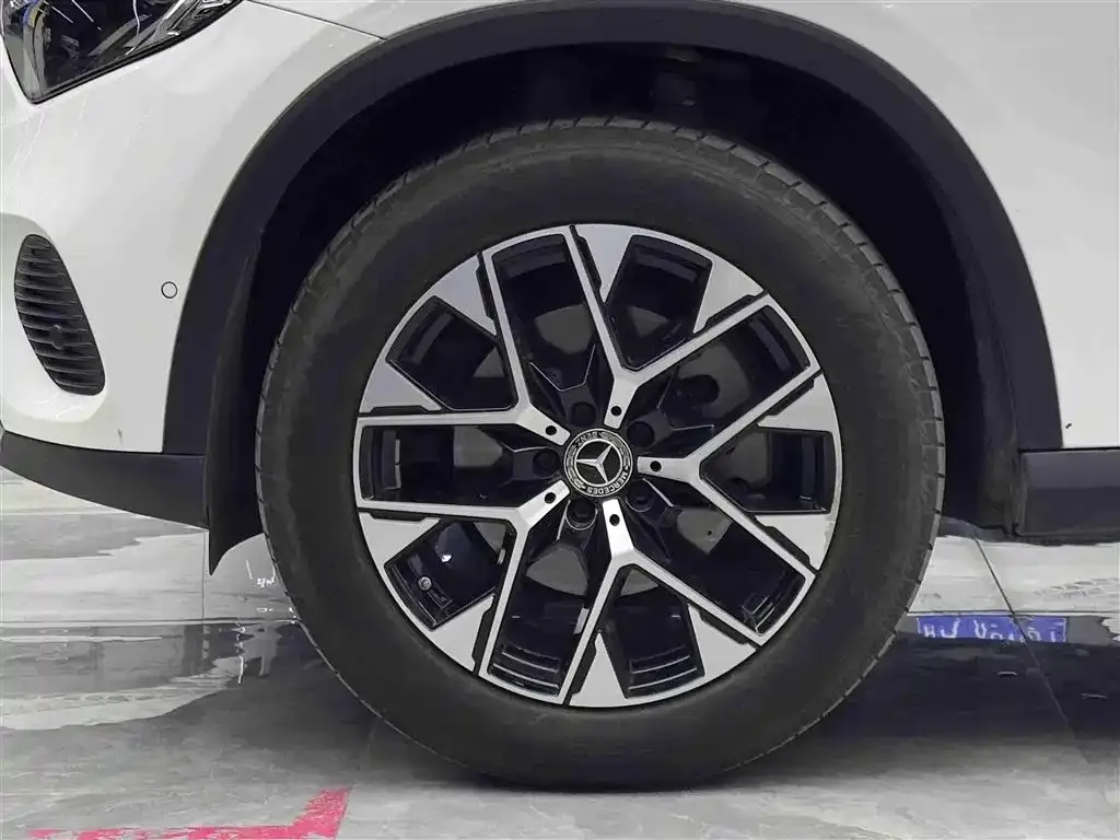 Mercedes-Benz GLC 2023 из CN, фото 9