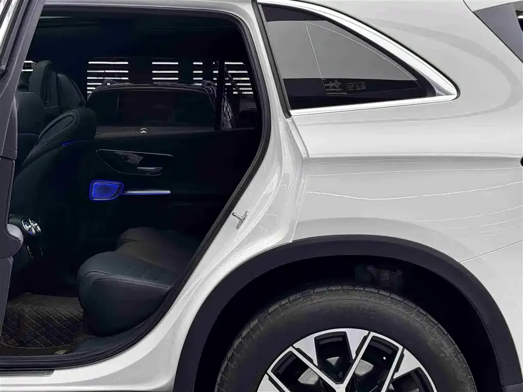 Mercedes-Benz GLC 2023 из CN, фото 8